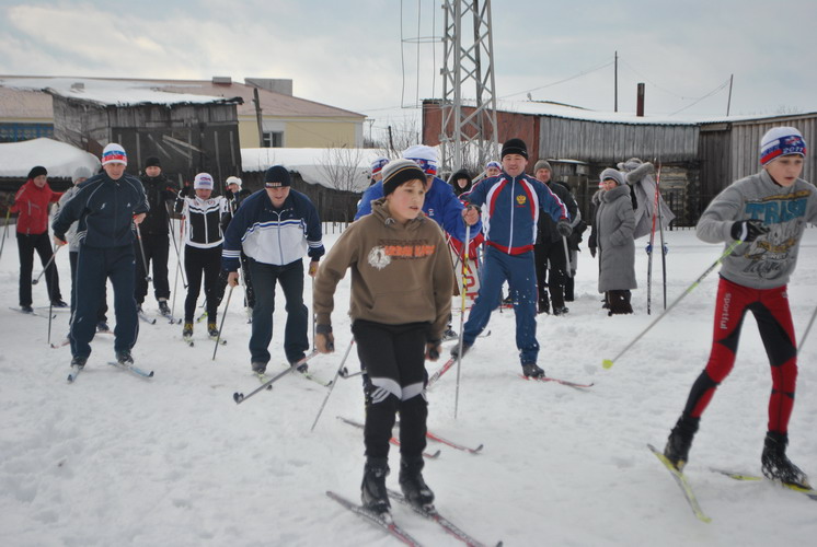 Лыжне все возрасты покорны: в Шемуршинском районе прошла семейная лыжная эстафета